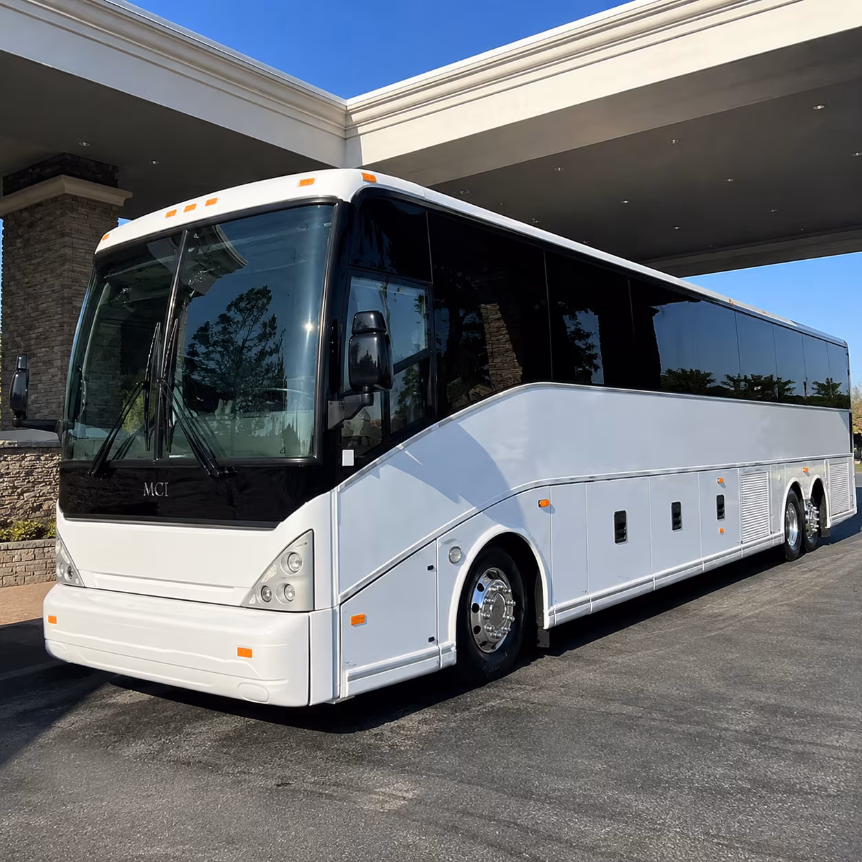 charter bus shuttle service connecting federal way airport runs to cruise terminal transfers
