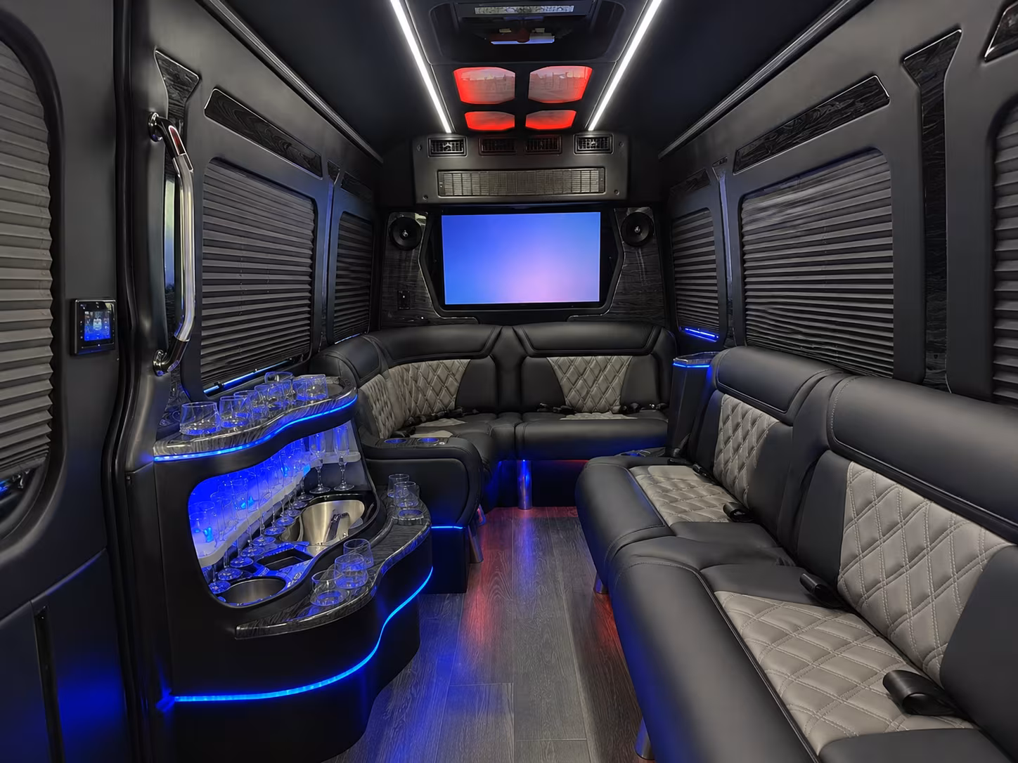 conference and regional event shuttles from federal way to seattle and tacoma